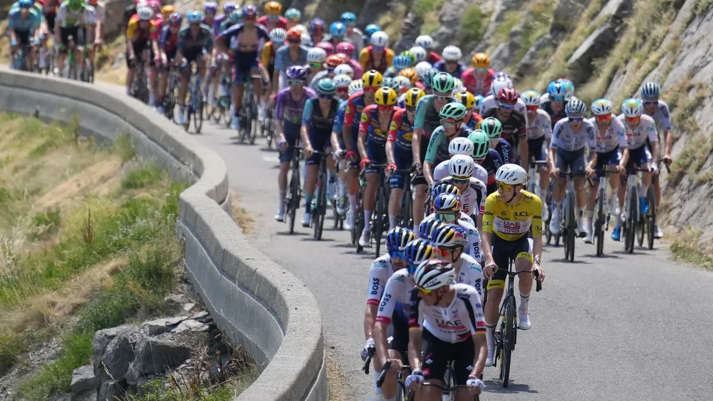Tour de France: Pogacar dominiert Alpe d'Huez – Tour-Sieg zum Greifen nah