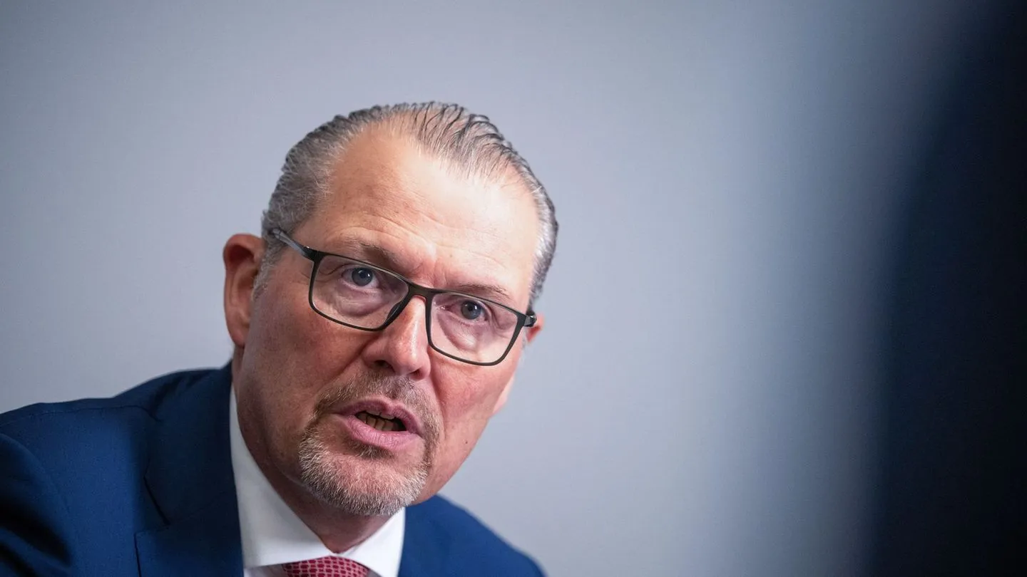 Reformen: Arbeitgeberpräsident warnt vor einem verlorenen Jahrzehnt — Regierung in der Pflicht, während andere Länder vorangehen