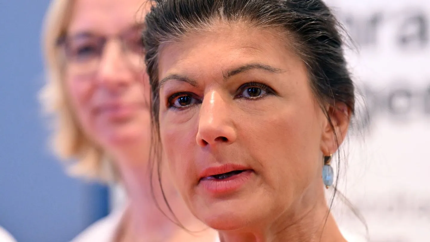 Parteiquerelen beim BSW: Sonderparteitag soll Streit um Thüringen beenden — Parteispitze gegen Landesverband